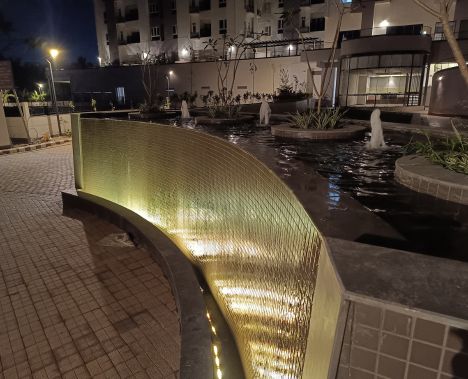 ENTRANCE SLIDING FOUNTAIN