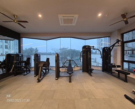 T3 GYM FACING MAIN ENTRY